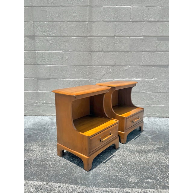 Vintage Pecan Wood Nightstands - Pair For Sale - Image 4 of 5