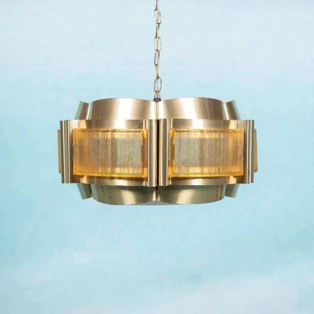 Impressive hanging lamp purchased by us in Scandinavia, and ready to use after careful cleaning and the right attention....