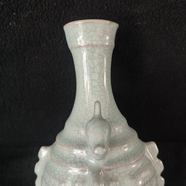 Early 20th Century Chinese Ceramic Vase,Guan Ware Crackle Glaze Celadon Porcelain Double Ears Vase For Sale - Image 5 of 9