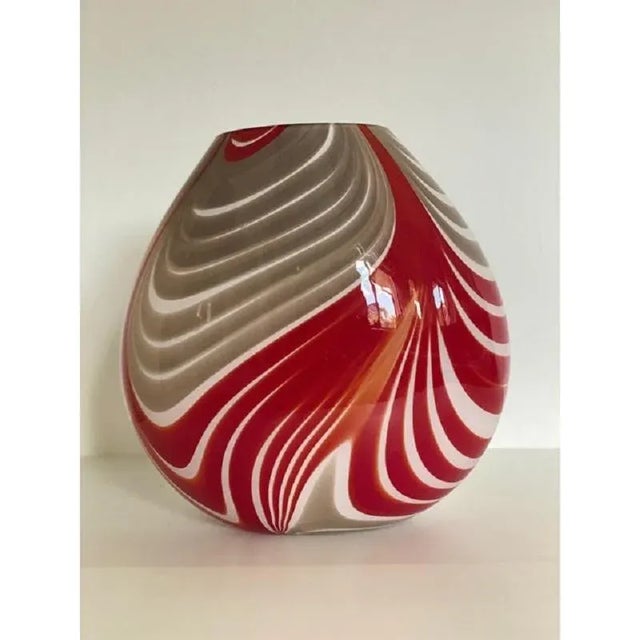 Impressive Vase in Milky-White Murano Glass with red and beige Reeds. The colored glass rods are melted into the milky...