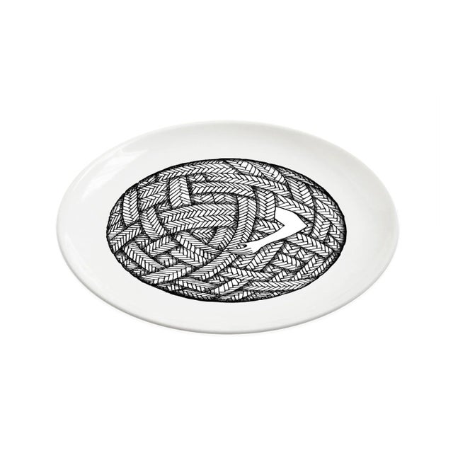 The series of dishes produced for "La Filanda" describe the close relationship between the textile and decorative...