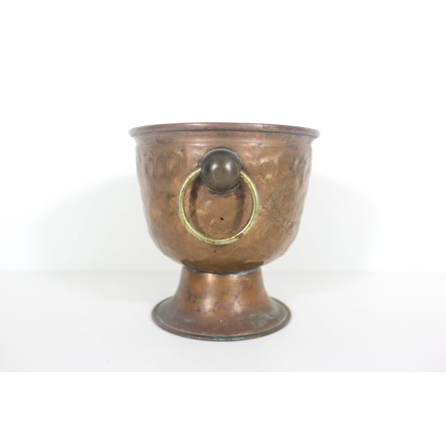 Early 20th Century Primitive Rustic Hammered Copper Planter With Handles, Indoor Garden, Office Decor, England English Style, Rich Patina Old For Sale - Image 6 of 11