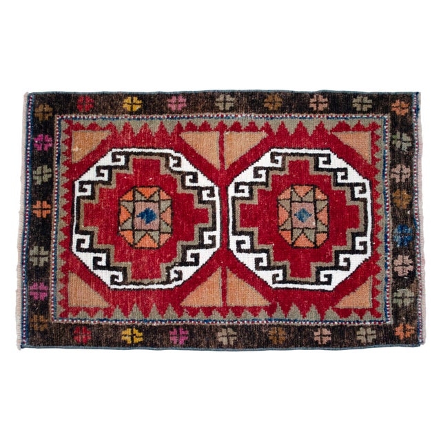 1970s Hand Knotted Small Turkish Rug Door Mat Mini Rug Bath Mat Enry Decor - 1'9" X 2'8" For Sale - Image 6 of 14
