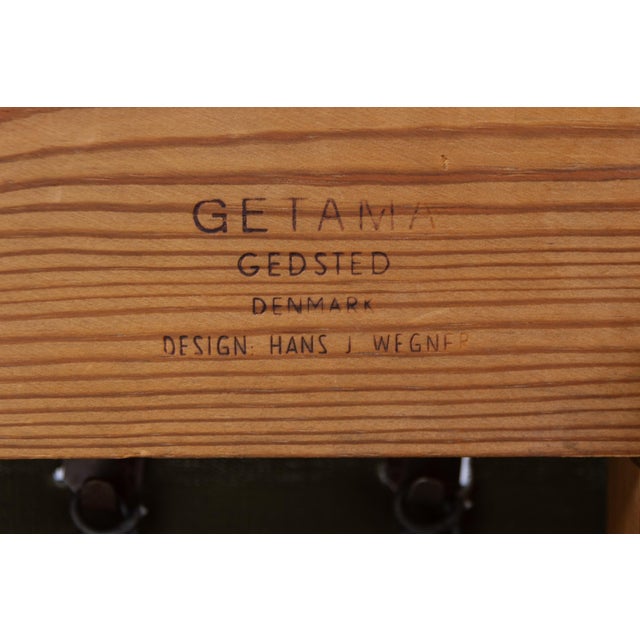 Danish Modern Oak Sofa GE-236/4 by Hans J. Wegner for Getama, 1960s. For Sale - Image 13 of 18