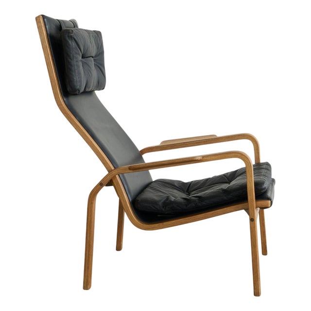 Lounge Chair in Birch and Black Leather attributed to Yngve Ekström for Swedese, 1970s For Sale