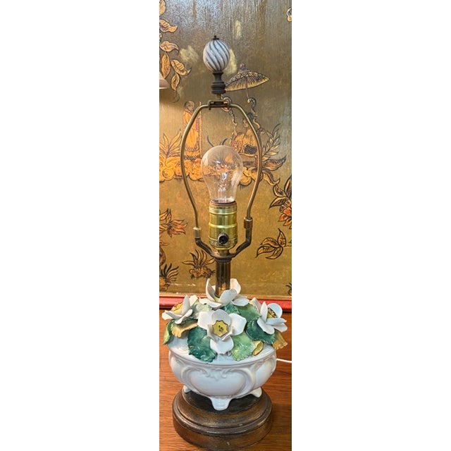 Early Italian Porcelain Floral Lamp in the Manner of Capodimonte For Sale In New York - Image 6 of 10