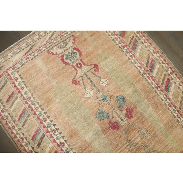 Textile Pigeon Bird Camel Bidjar Rug no. j5244 For Sale - Image 7 of 10