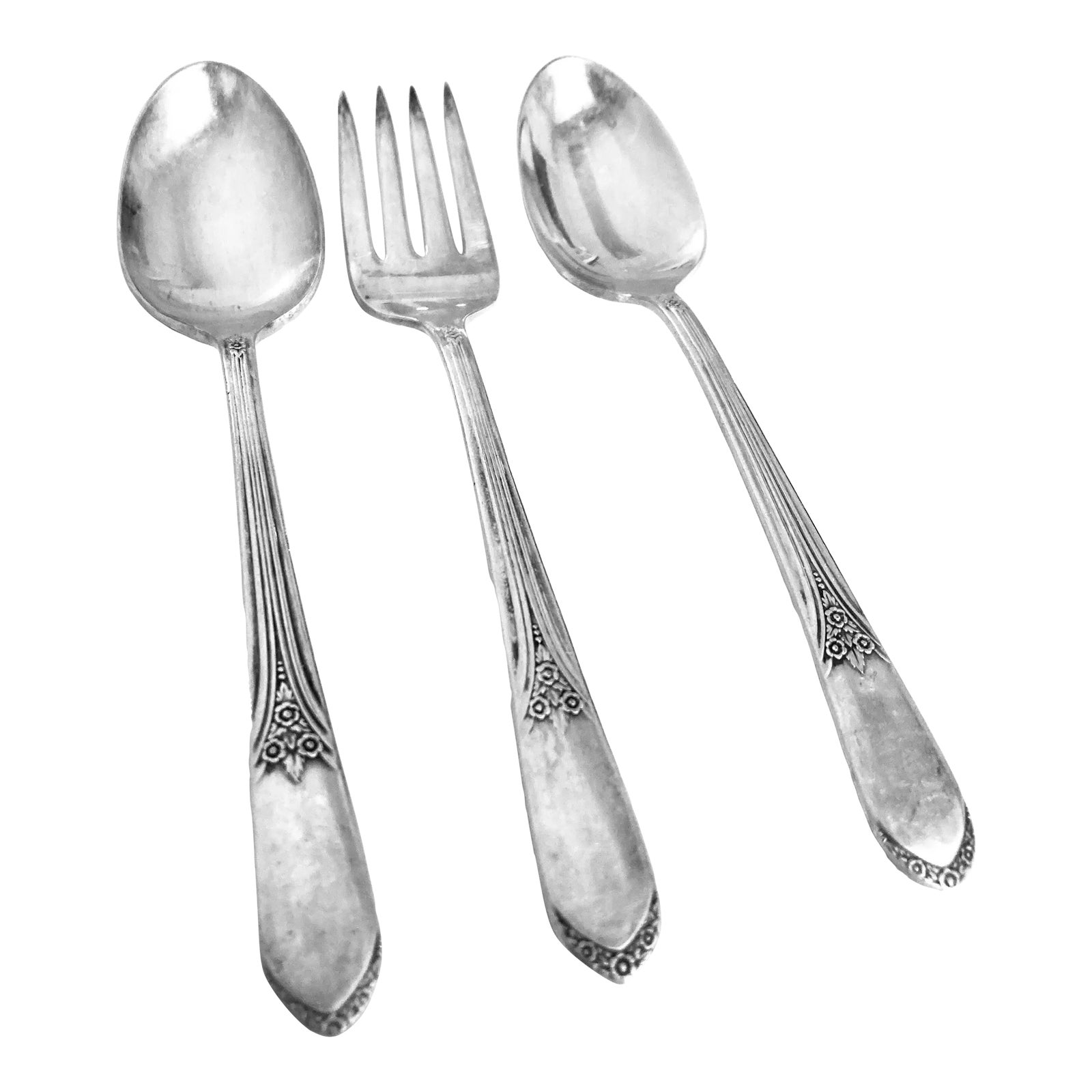 1930's Wm. Rogers Is Silver Plated Tea 2 Spoons & 1 Dessert