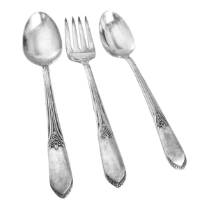 1930's Wm. Rogers Is Silver Plated Tea 2 Spoons & 1 Dessert Fork Set- 3 Pieces