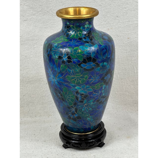 Vintage cloisonné vase on stand decorated with leaves and flowers. This is a pre-owned item so please see all pictures and...