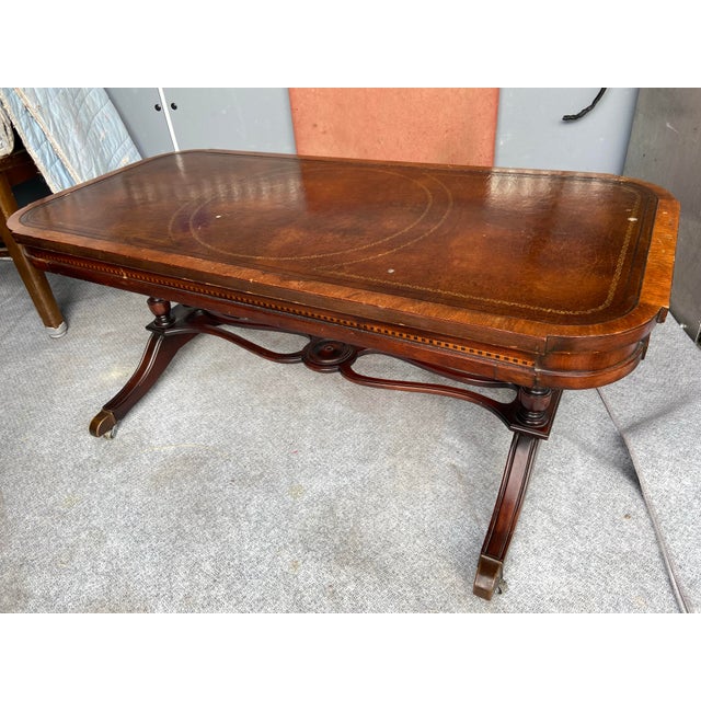 Antique Leather Top Federal Style Mahogany Hollywood Regency Coffee Table For Sale - Image 10 of 12