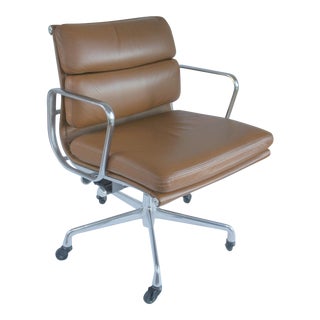 Eames Inspired Soft Pad Executive Leather Chair For Sale