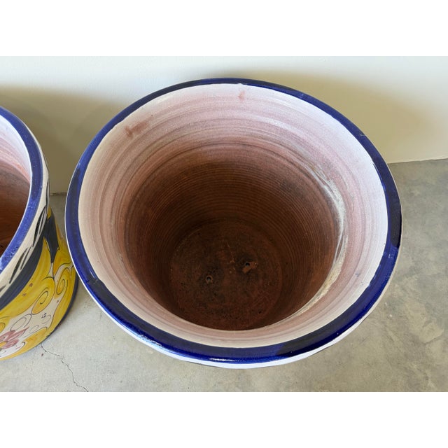 1980s Vintage Italian Tuscan Hand-Painted Terracotta Glazed Planters – A Pair For Sale - Image 5 of 12