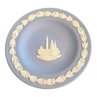 Wedgwood Blue Jasperware Trafalgar Square Dish For Sale