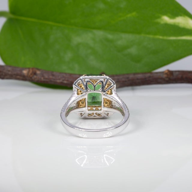 Green 2.5Ct Chrome Tourmaline Ring With 100 Natural Diamonds: Solid 14k Gold, 11x7mm, Size 6.75 For Sale - Image 8 of 9