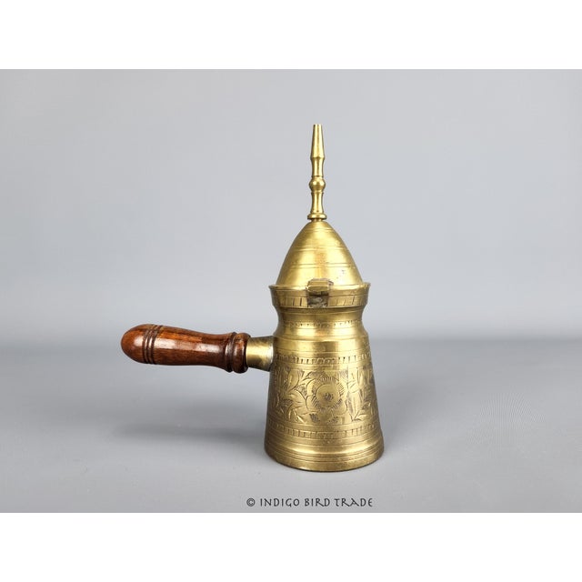 Mid 20th Century Vintage Middle Eastern Arabic Dallah Coffee Pot For Sale - Image 5 of 7