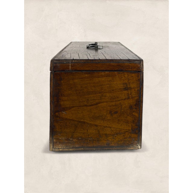 1910s Early 20th Century Antique English Oak Lidded Storage Box With Green Baize Lining For Sale - Image 5 of 7