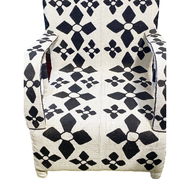 African Nobility Nigerian Yoruba Black& White Beaded Chair For Sale - Image 11 of 13