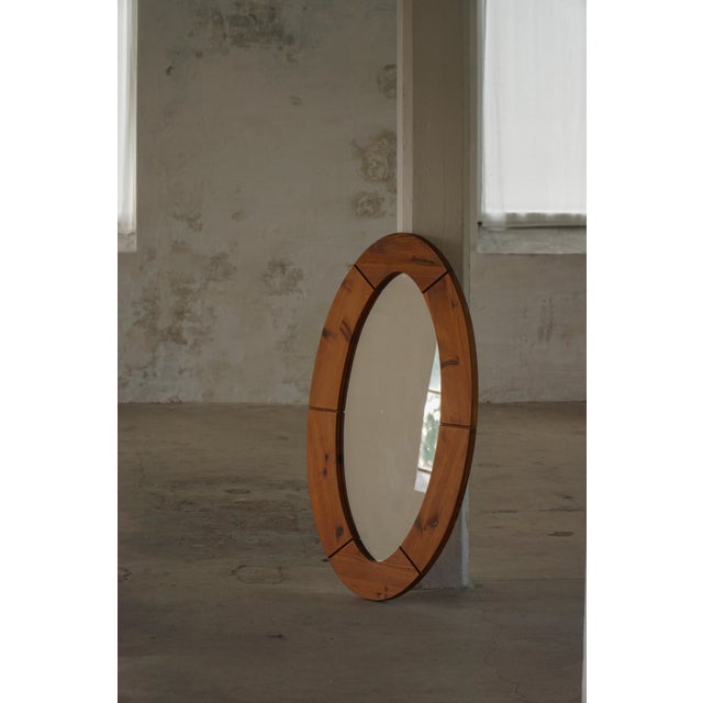 Brutalist Large Oval Wall Mirror in Pine by Glasmäster Markaryd, Sweden, 1960s For Sale - Image 3 of 17