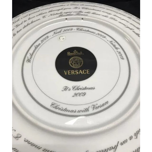 Rosenthal Limited Edition Rosenthal Versace "It's Christmas" 2009 Porcelain Charger For Sale - Image 4 of 4
