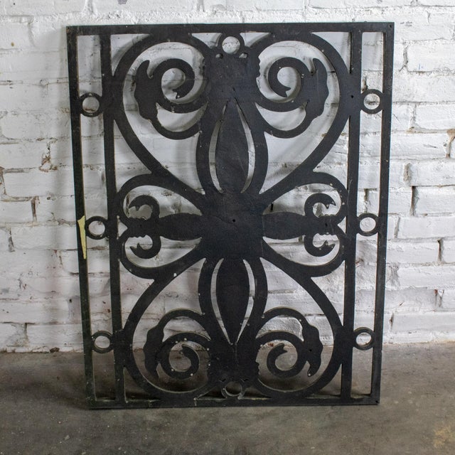 Late 20th Century Gothic Revival Style Architectural Cast Aluminum Decorative Window Panel or Scroll Grate Wall Hanging For Sale - Image 15 of 18