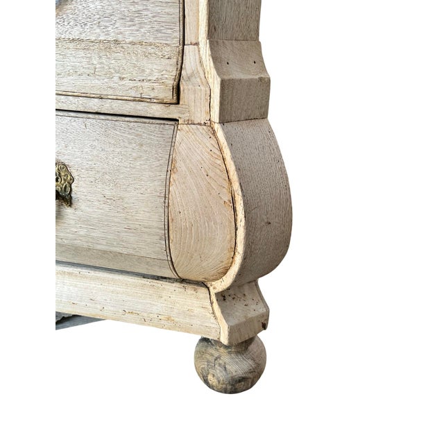 19th Century Bleached Oak Dutch Bombay Chest of Drawers For Sale - Image 9 of 18