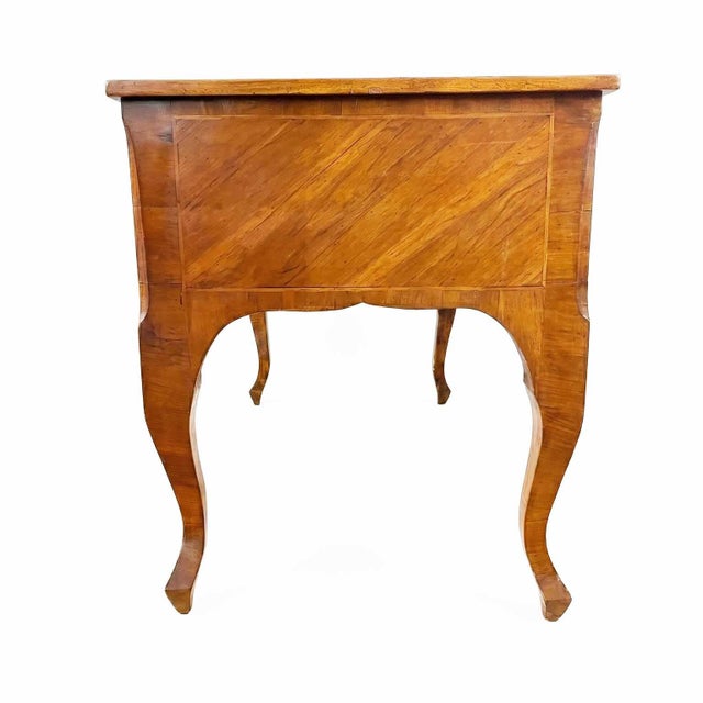 Antique Baroque Walnut Veneered Center Desk, 1700s For Sale - Image 5 of 10