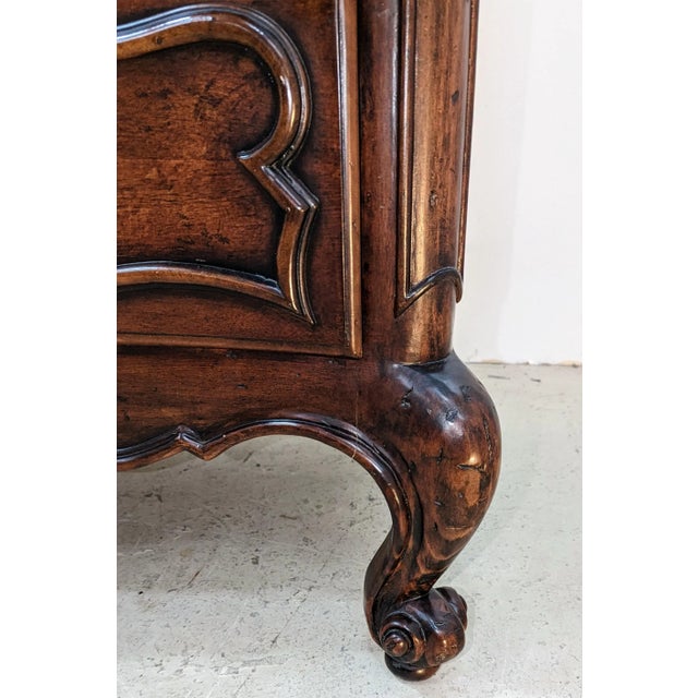 Brown Late 20th Century John Richards 3 Draw Dresser For Sale - Image 8 of 10