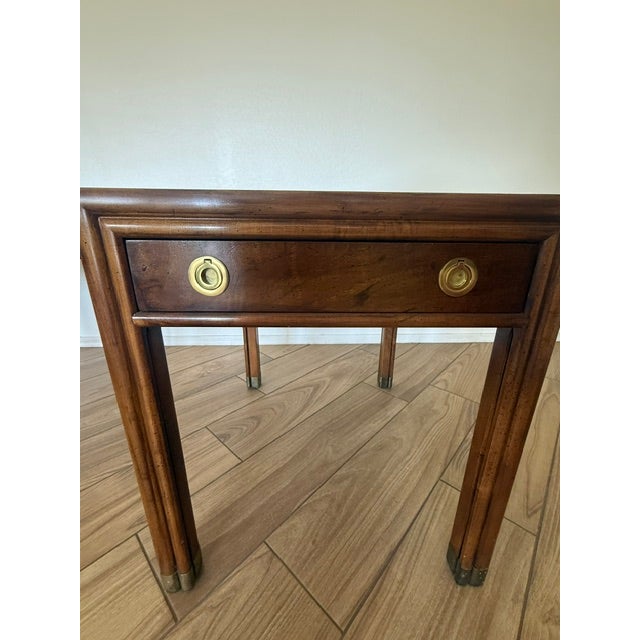 Henredon Mid-Century Henredon Mahogany Canpaign Style Single Drawer Side Table With Brass Accents. For Sale - Image 4 of 6