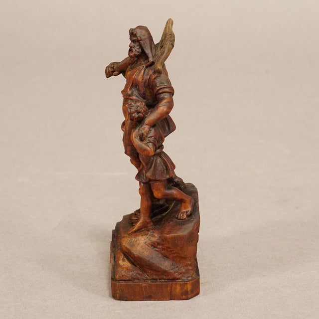 Antique Wooden Statue of Wilhelm Tell, Brienz Ca. 1900 For Sale - Image 4 of 6