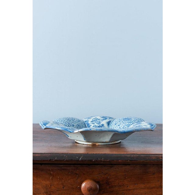 Dutch Blue and White Chinoiserie Lobed Dish For Sale - Image 6 of 9