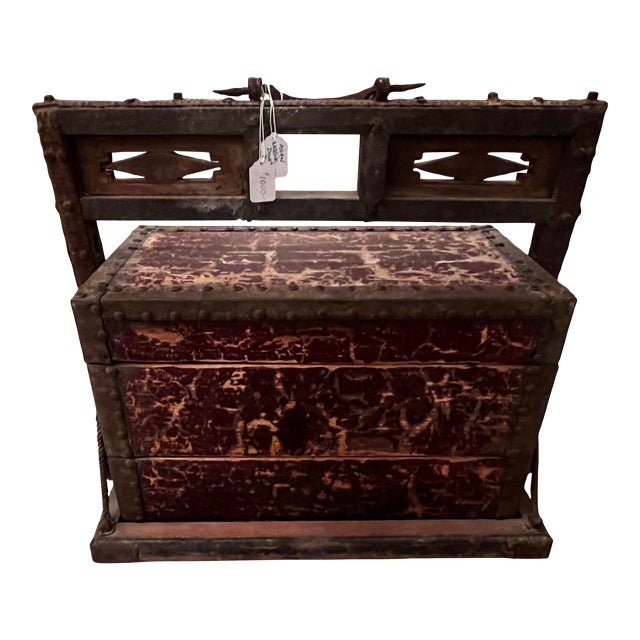 Mid 19th Century Antique Chinese Wedding Dowry Box For Sale