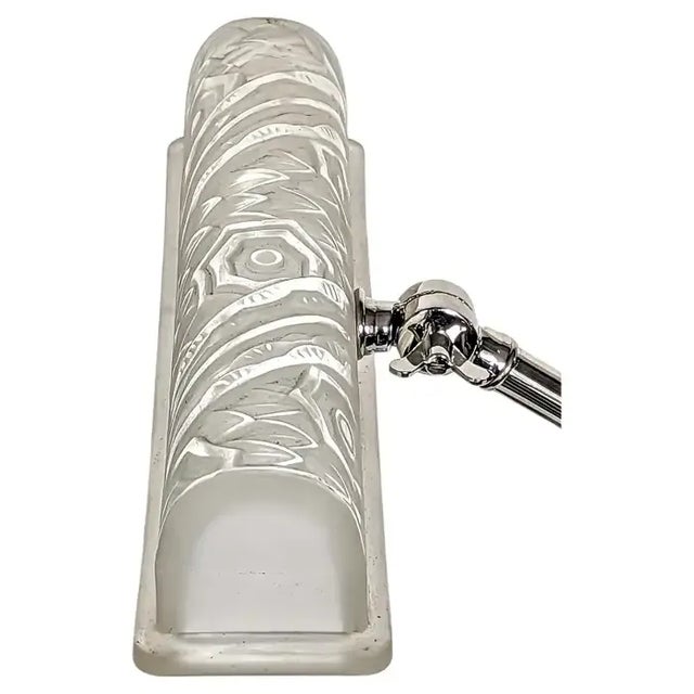 Metal 1930s French Art Deco Desk Lamp by Schneider For Sale - Image 7 of 8