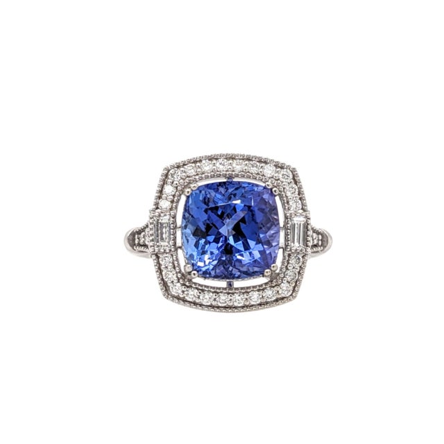 Blue 4Ct Tanzanite Ring With Natural Diamonds & Milgrain Detail in Solid 14k Gold, Size 6.75 For Sale - Image 8 of 8