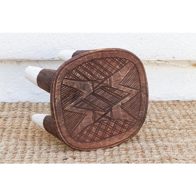 Black & White Carved Nupe Stool For Sale In Los Angeles - Image 6 of 7
