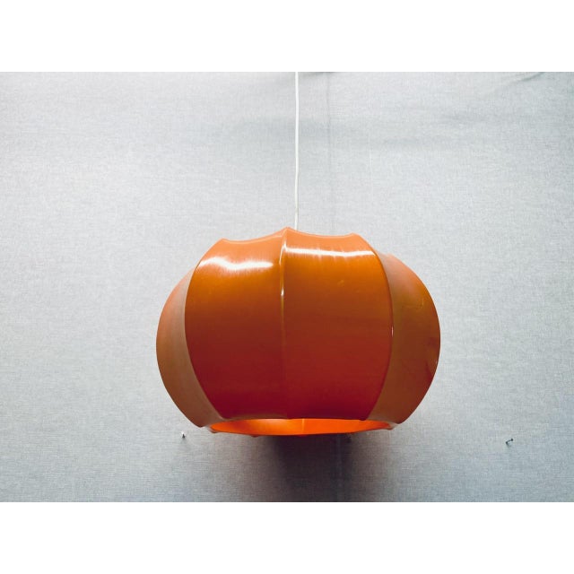 Hanging Lamp in Orange Plastic with a Marble Effect from Ilka-Plast, 1970s For Sale - Image 4 of 18