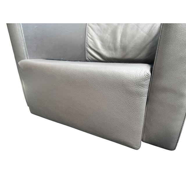 1980s Vintage Matteo Grassi Italian Modern Leather Club Chair With Architectural Arms For Sale - Image 5 of 11