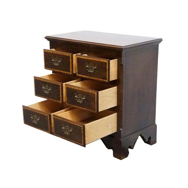 High End Vintage Banded Mahogany Traditional Chippendale Style 30" Nightstand W. Jewelry Storage For Sale In Kansas City - Image 6 of 12