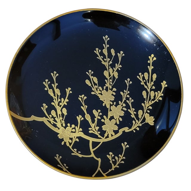 Black Set of Six Vintage Black Maki-E Lacquer Art Kyoto Japan Decorative Plates Hand Painted Gold Botanical Floral Patterns For Sale - Image 8 of 18