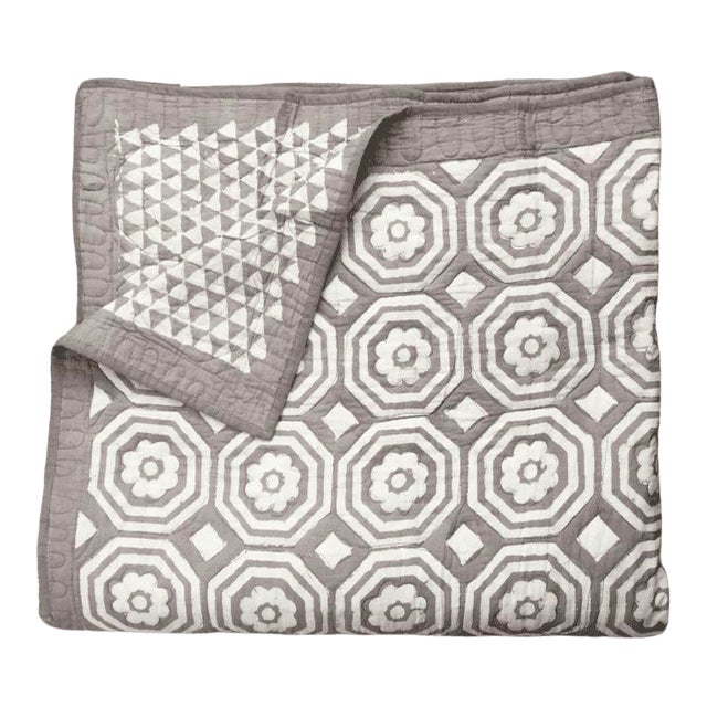 Boho Chic Reversible Mandir King Size Brown & White Quilt For Sale