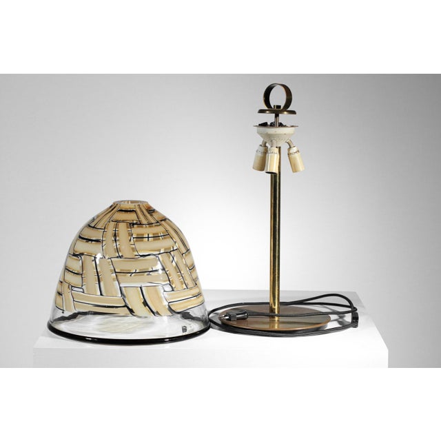 1970s Large Italian Barovier and Toso Table Lamp in Glass and Brass For Sale In Chicago - Image 6 of 9