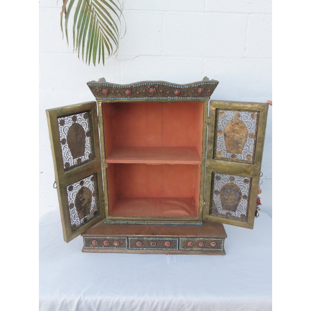 Nepalese Shrine Temple Prayer Cabinet Gilt Coral Turquoise Figural Altar 4491b For Sale - Image 13 of 18