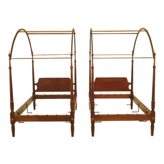Kittinger Colonial Williamsburg Mahogany Twin Beds - a Pair For Sale