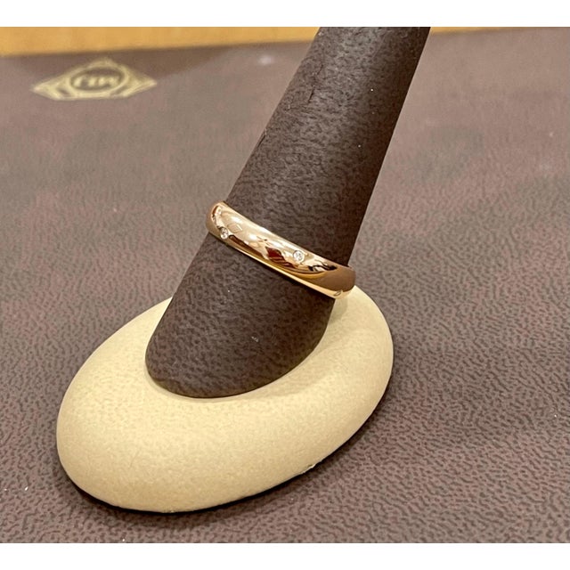 Transparent 6 Flush Set Bezel Diamond Eternity Wedding Band in 18 Karat Yellow Gold For Sale - Image 8 of 18