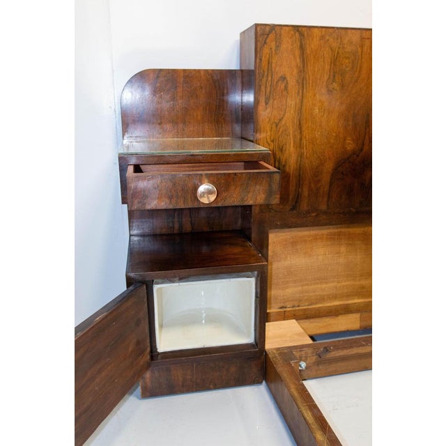 French Art Deco King Size Bed in Walnut, 1930 For Sale - Image 10 of 18