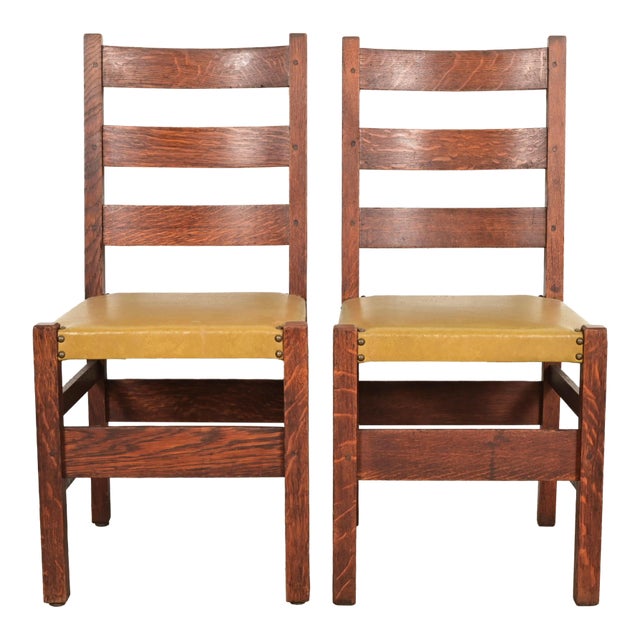Gustav Stickley Antique Mission Oak Arts & Crafts Ladder Back Dining Chairs, Pair For Sale