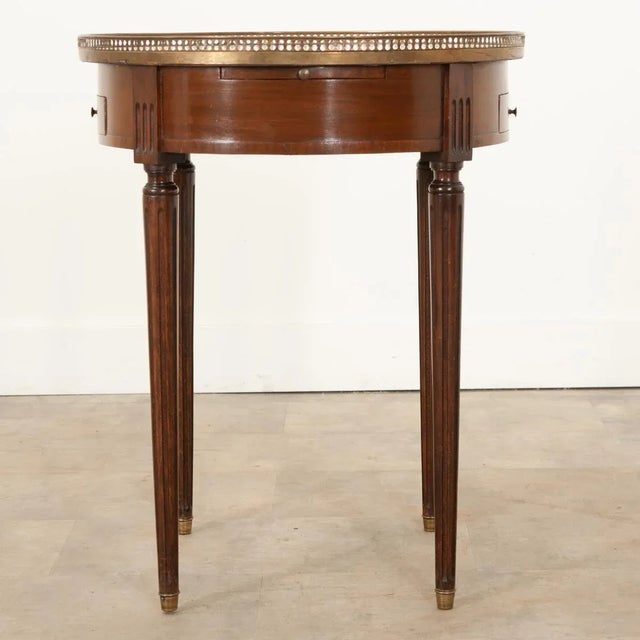 French 19th Century Mahogany and Marble Bouillotte Table For Sale In Baton Rouge - Image 6 of 8