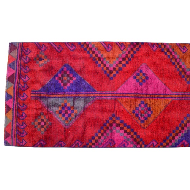 Raspberry Red 1970s Kurdish Herki Hand-Knotted Hot Pink Tribal Runner - 3′1″ × 11′9″ For Sale - Image 8 of 11