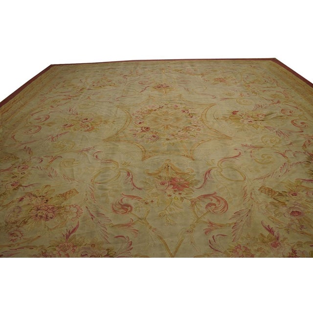 19th Century French Aubusson Carpet ( 13'6" x 14'9" - 421 x 450 cm ) Antique Aubusson French Floral, Medallion Rug,...