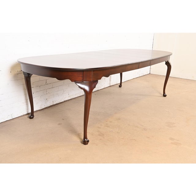 Henkel Harris Henkel Harris Queen Anne Solid Mahogany Extension Dining Table, Newly Refinished For Sale - Image 4 of 14